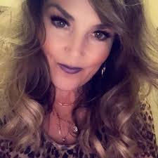 Teresa Radke's Instagram, Twitter & Facebook