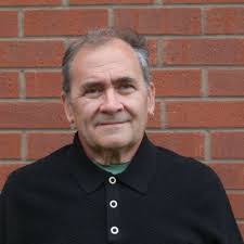 Andrew Hedgecock's Instagram, Twitter & Facebook