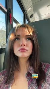 Gracie Faust's Instagram, Twitter & Facebook