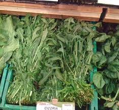 Ottima la polenta con il cavolo spigarello nell'acqua di cottura, condita poi con i fagiolotti verdi e i gamberetti. Minestra Di Cicoria Ginger Tomato