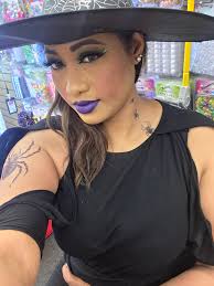 Planning a group Halloween costume or making Halloween party plans with  friends via Messenger? Customize your Messenger conversation with color  choices, emoji options and nickname options. Simply tap the name of the