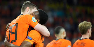 Spelmoment uit de wedstrijd tegen tsjechoslowakije. Z Yvztovgc Qqm