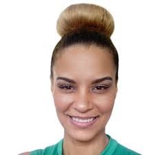 Larissa Wilson's Instagram, Twitter & Facebook