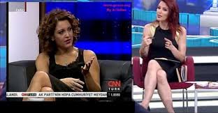 Nagehan alçı ile eşi rasim ozan kütahyalı 2010 yılında evlendiler. Hakimden Nagehan Alci Ya 20 Bin Liralik Rasim Ozan Kutahyali Davasi Rasta Avukatlar Yazar
