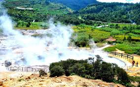 10 tempat wisata sejuk di sekitar jakarta untuk anda. 13 Tempat Wisata Berhawa Sejuk Dan Dingin Di Indonesia Dengan Berjuta Keindahan