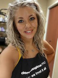 Launching a new beauty space at Stubbings House end of May 🤍🩵 Check out  www.glowee.co.uk and follow