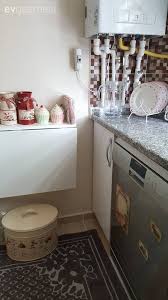 Esengul Hanimin Kucuk Alanda Ferahligi Yakaladigi Tatli Evi Ev Gezmesi Kucuk Mutfak Mutfak Dekorasyonu Evler