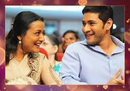 Namrata Shirodkar Met Mahesh Babu On The Sets Of Their Movie Vamsi They Dating For Many Years Finally Married And To Beautiful Children Mahesh Babu Superstar