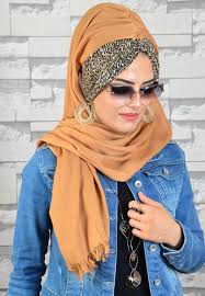 Aise Tesettur Sutlu Kahve Leopar Biritli Bandana Hazir Sal Bej Siyah Sal
