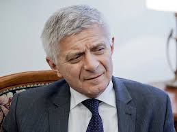 Polish Central Bank Rejects Talk That Belka May Step Down Early