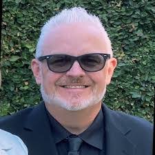 Michael Hellard's Instagram, Twitter & Facebook