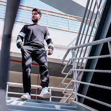 الـذيـب kareem deeb on instagram your mind is a weapon keep it loaded streetstyle kareemdeeb الذيب اكسبلور explore ك in 2021 fashion sporty style