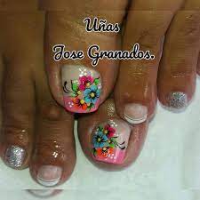 Las posibilidades de personalización son realmente infinitas: 310 Ideas De Unas Decoradas De Pies Unas Decoradas Disenos De Unas Pies Arte De Unas De Pies