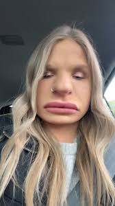 lilly hayes (@lilhayes16)