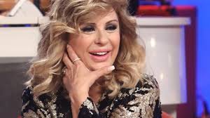 Share the best gifs now >>>. Tina Cipollari Torna Single Riavvicinamento In Vista Con Kiko Tgcom24