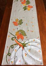 Download premium vector of brown daisy patterned beige background vector by sicha about pattern, nature, decoration, flowers pattern and floral. 7 Hand Painted Table Runner Ideas Fabric Painting Hand Painted Fabric Paint Designs