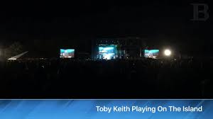 Thousands Flock To Put In Bay To See Toby Keith In Concert