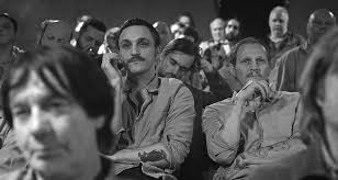 Istorijos kaip siūlai