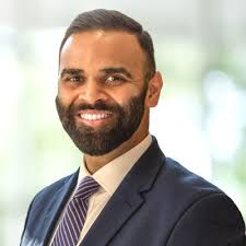 Welcome, Iowa Law Class of 2027! Orientation week is finally here, and  we're so excited to have you