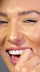 The Ultimate Guide to Using Teeth Whitening Strips for a Brighter Smile