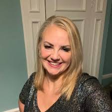 Jayne Mann (@DizzJayne)