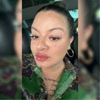 Melissa Miano's Instagram, Twitter & Facebook