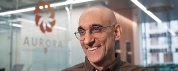 Le docteur Tom Catena, chirurgien et missionnaire, a été nommé président de  l'Initiative Humanitaire Aurora