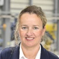 100+ Profile mit dem Suchbegriff „Pugh“