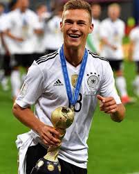 Kimmich has some great stats and the best overall in the game for a gold rare rb so with the coins you'll mainly play against players with very pacy wingers and kimmich just can't keep up with them. 9 Potret Joshua Kimmich Bintang Muda Bayern Munchen Berparas Memesona