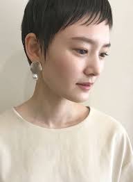 大人愛され ベリーショート 前髪短め 髪型 ヘアスタイル ヘアカタログ ビューティーナビ ベリーショート 前髪 ショート 前髪 髪型 ベリーショート レディース