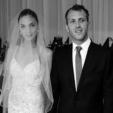 Now gal gadot age is approx 30 years old as of 2020. Gal Gadot S Husband Wiki 5 Facts To Know About Yaron Versano