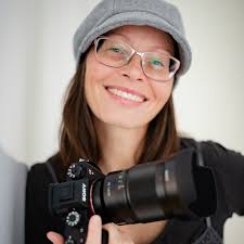 Derek Latham Anna Jarske