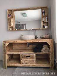 Questo Pezzo Impressionante Di Mobili Per Il Bagno E Stato Creato Da Jacques Lahaye Il Mobi Mobili Fai Da Te Bagno Bagno In Pallet Arredamento Bagno Fai Da Te