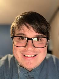 Hi, I'm 35 from Chicago Illinois. My hobbies r pokemon go, car shows, Music  festivals, Xbox gaming and going to the zoo.