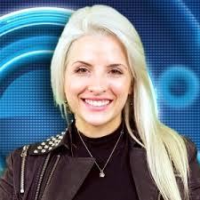 BBB14: Vanessa e Clara interrogam Junior sobre seu pênis: "O Buraco do xixi  é grande?"