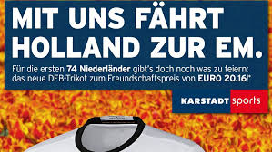 Günstige fußballtrikots niederlande em 2020 memphis depay 7 heimtrikot langarm. Jung Von Matt Sports Karstadt Sports Stichelt Gegen Die Niederlande