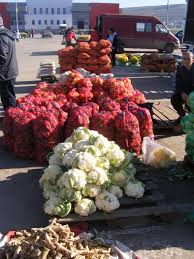 Strategia preturilor noastre este una flexibila, care permite. PiaÈa De La Dezmir Ii AÈteaptÄ Pe Clujeni Cu Cele Mai Ieftine Legume Èi Fructe