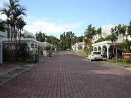 Country heights resort, kajang offer a condusive enviroment for teambuilding, company outing and also company sports day due to its close proximity to the klang valley as well as its three large pen. Country Heights Resort See 15 Reviews And 32 Photos Kajang Tripadvisor