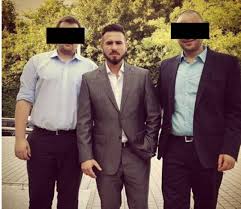 Jetzt ist die letzte vorbereitung für die geburt ihres kindes getroffen: Shindy Auf Russischer Hochzeit Shindy Shindywear Shindymagjeder Roli Drama Balenciaga Fashion Dodi Affalterbac Russische Hochzeit Bushido Balenciaga