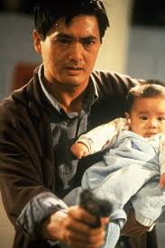 辣手神探) is a 1992 hong kong action film directed by john woo and from a screenplay by barry wong. Pin On Filmes