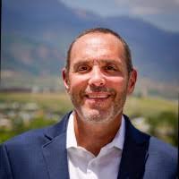 100+ "Adèr" profiles