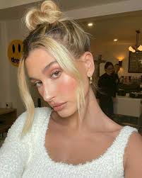 Hailey Bieber Hair Beauty Top Knot Hairstyles Beauty