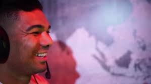 Start: irmão de Fallen é psicólogo da FaZe Clan, e GuiFera repercute o seu  segundo mundial de PES