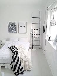 Come arredare la camera di un adolescente foto design mag. Pin Di Victoria Wilkins Su Black White Canvas Style Design Per Camere Da Letto Stanze Da Letto Bianche Idee Per La Camera Da Letto