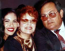 The family is forever set on preserving and proliferating selena's legacy. Selena Quintanilla S Parents Now Where Are Marcella And Abraham Quintanilla Today Update