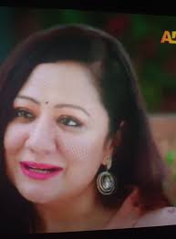 This woman is very funny paaa🤣🤣 Nhyiraba Junior