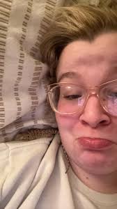 Can someone tag me in the video of that cute 🐉 patting his back please? I  lost it and wanted to show it to my husband. Thank you