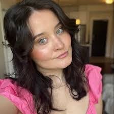 Alexandra Bonnell's Instagram, Twitter & Facebook