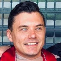 Carly Dillard's Instagram, Twitter & Facebook