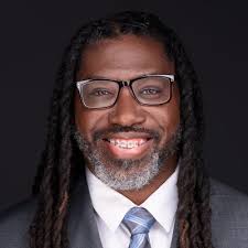 Dr. Larry Gray (@LarryGray)